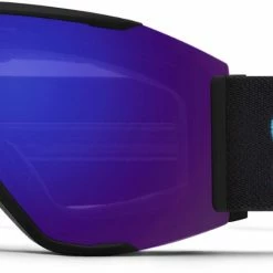 Smith Squad MAG ChromaPop Snow Goggles with gogglesoc