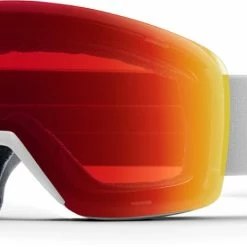 Smith Skyline ChromaPop Photochromic Snow Goggles