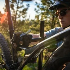 Yakima OnRamp 2-Bike Hitch Rack -Deals Yakima Shop 196ea33c fe98 48c9 b8a5 6b396f8d7460