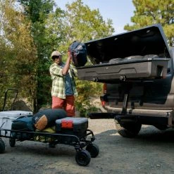 Yakima EXO TopShelf -Deals Yakima Shop 2963260e ca1f 453f af64 c4465600d271 1