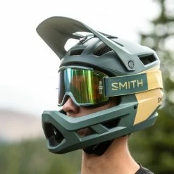 Smith Mainline MIPS Bike Helmet -Deals Yakima Shop 4d79cdbe 3e7b 4fa8 85fe 9c326a7b7dd8