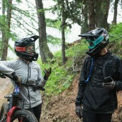 Smith Mainline MIPS Bike Helmet -Deals Yakima Shop 8d6fa85d 12fc 43f7 ac96 bde480acf80e