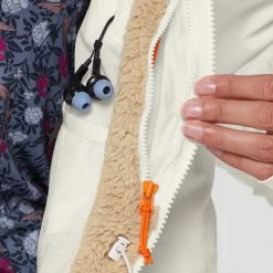 Burton Prowess Insulated Jacket - Women's -Deals Yakima Shop aea9c0ec f66b 4870 be1d 4c4ea2575298