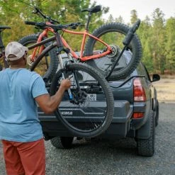Yakima EXO DoubleUp 2-Bike Hitch Rack 24 Yakima EXO DoubleUp 2-Bike Hitch Rack -Deals Yakima Shop bd4b95d1 7c57 4f1e b8dd 90e5e4cd2ea7