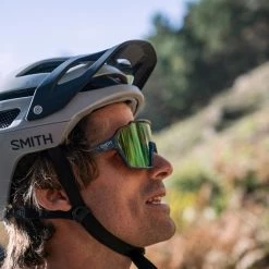 Smith Forefront 2 MIPS Bike Helmet -Deals Yakima Shop e514e817 2ca1 4d4b a2a8 bdc8261b1bfe